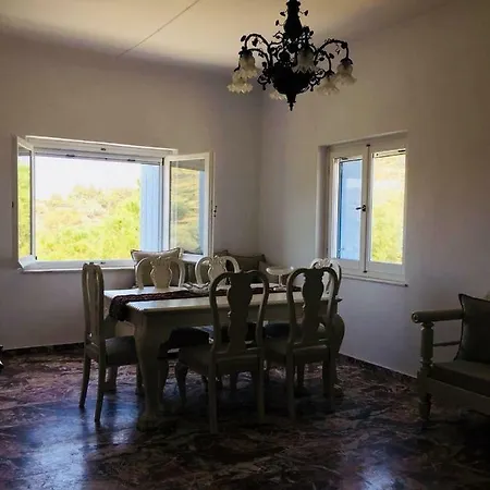 Villa Serene Dalaretso Vourkárion